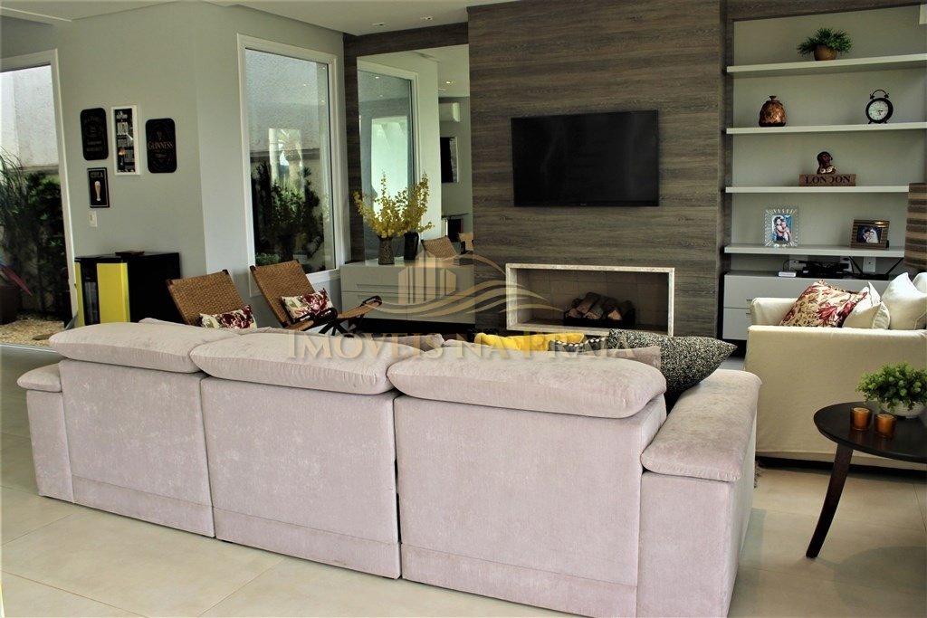 Foto 7 — Casa em Condomínio 4 Dormitório(s) Bairro Las Palm