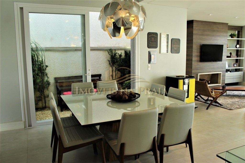 Foto 3 — Casa em Condomínio 4 Dormitório(s) Bairro Las Palm