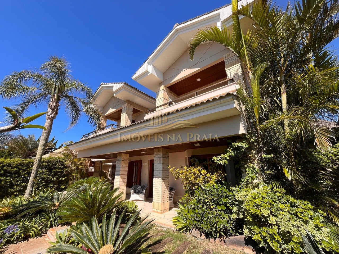 Foto 8 — Mobiliado, 4 dorm, 2 Quadras do mar