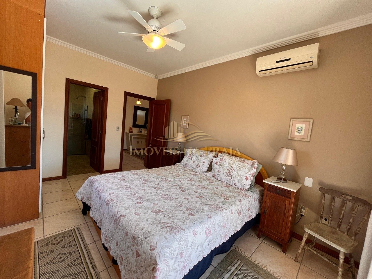 Foto 18 — Mobiliado, 4 dorm, 2 Quadras do mar