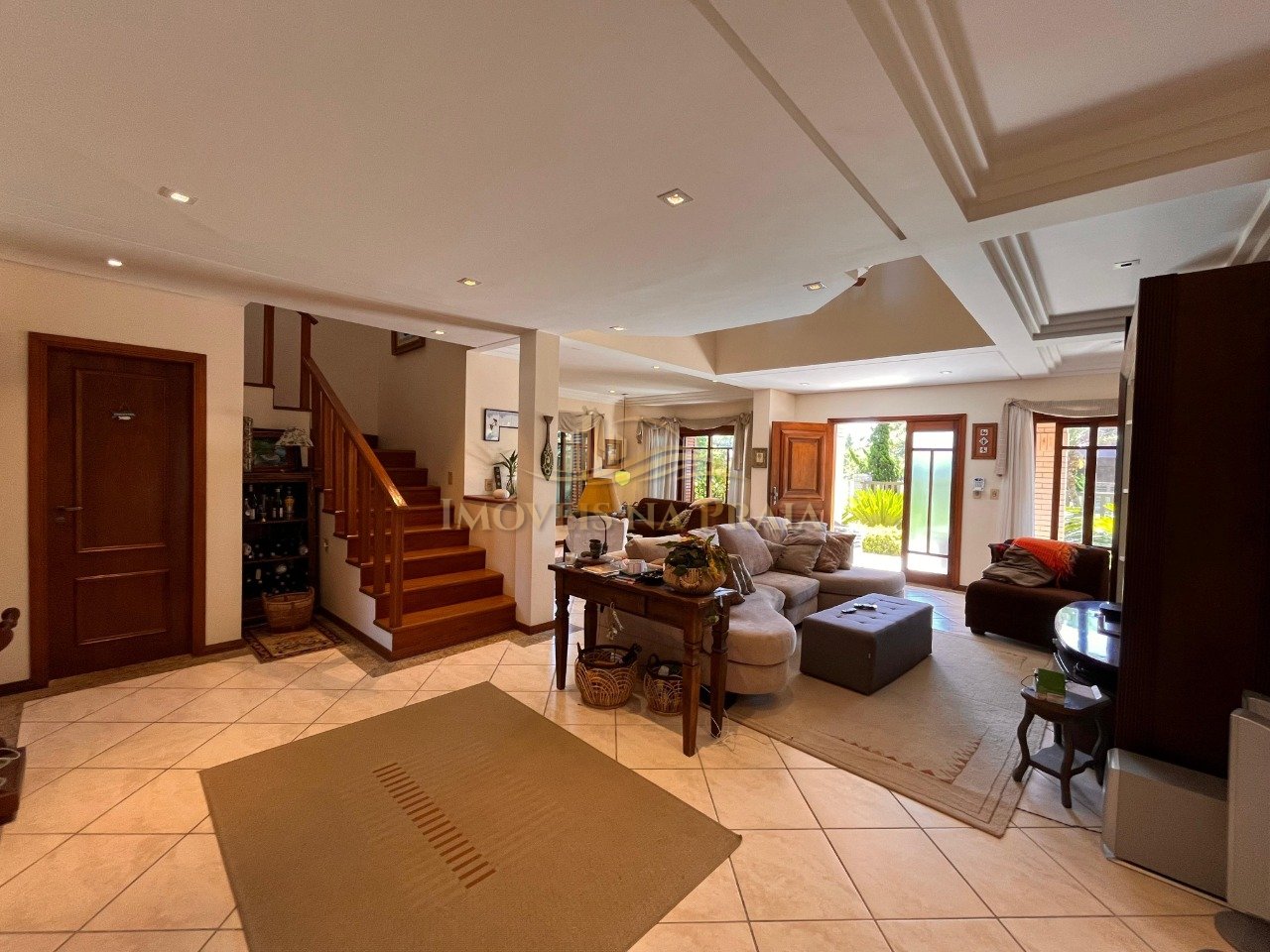 Foto 16 — Mobiliado, 4 dorm, 2 Quadras do mar