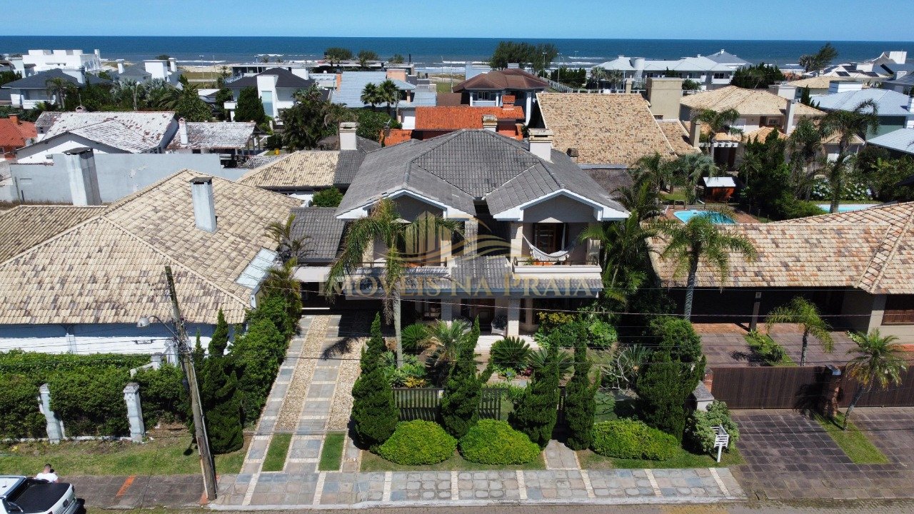 Foto 7 — Mobiliado, 4 dorm, 2 Quadras do mar