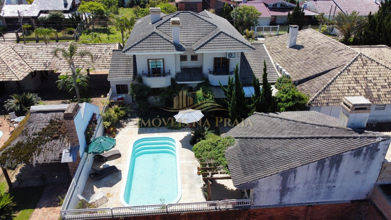 Foto 5 — Mobiliado, 4 dorm, 2 Quadras do mar