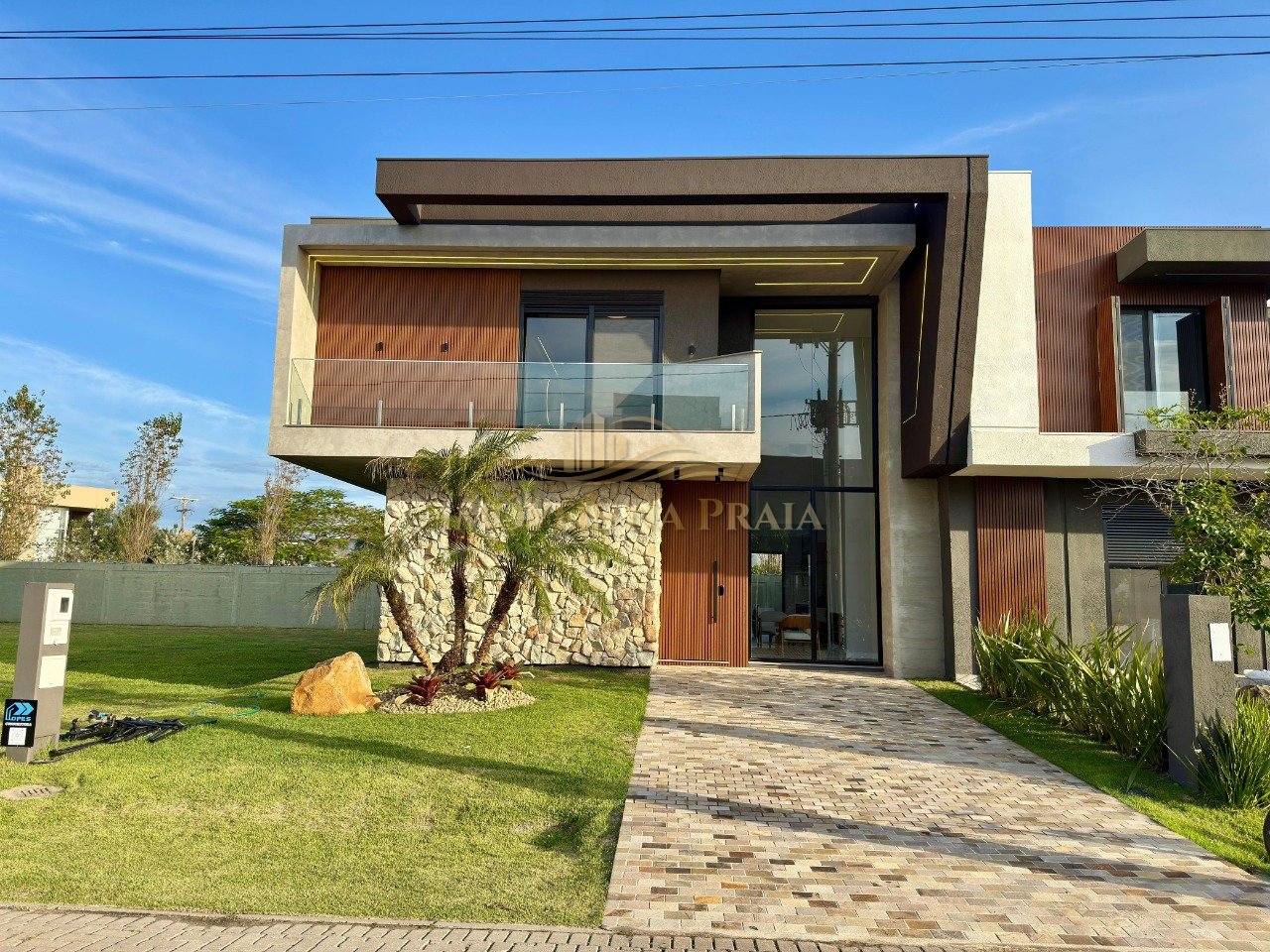 Casa em Condomínio 4 dormitórios no bairro Sunset