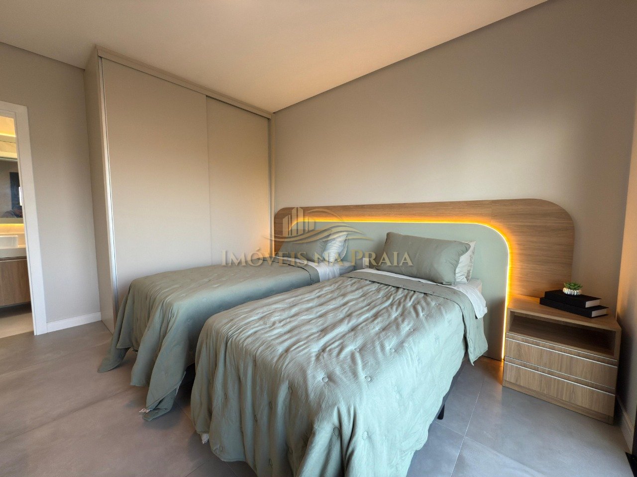 Foto 15 — Casa em Condomínio 4 dormitórios no bairro Sunset