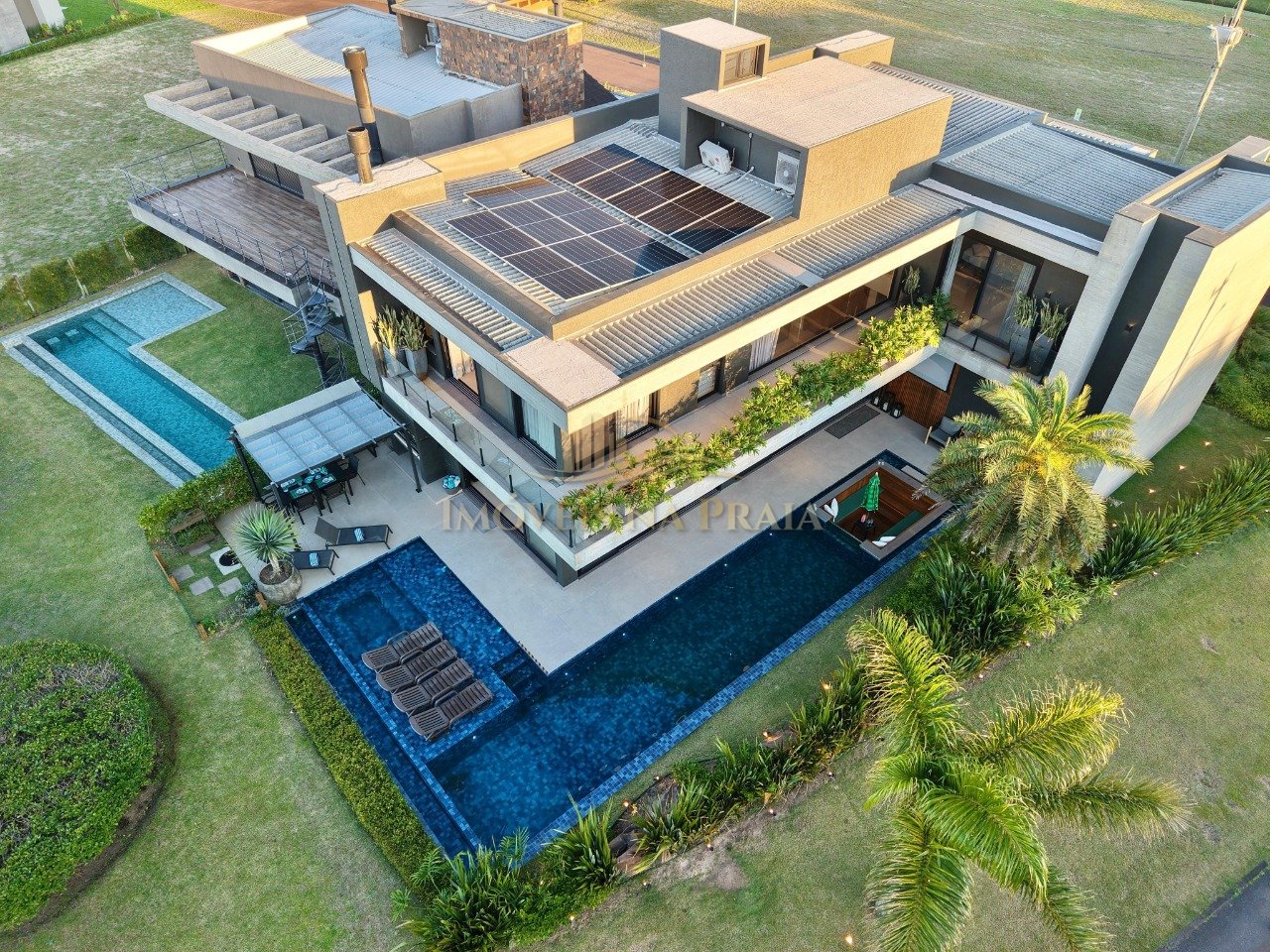Foto 3 — Casa em Condomínio no Costa Serena.