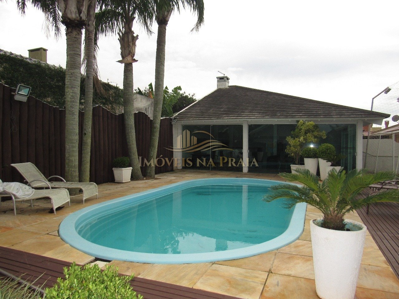 Foto 44 — Casa 4 dormitórios no bairro Atlântida