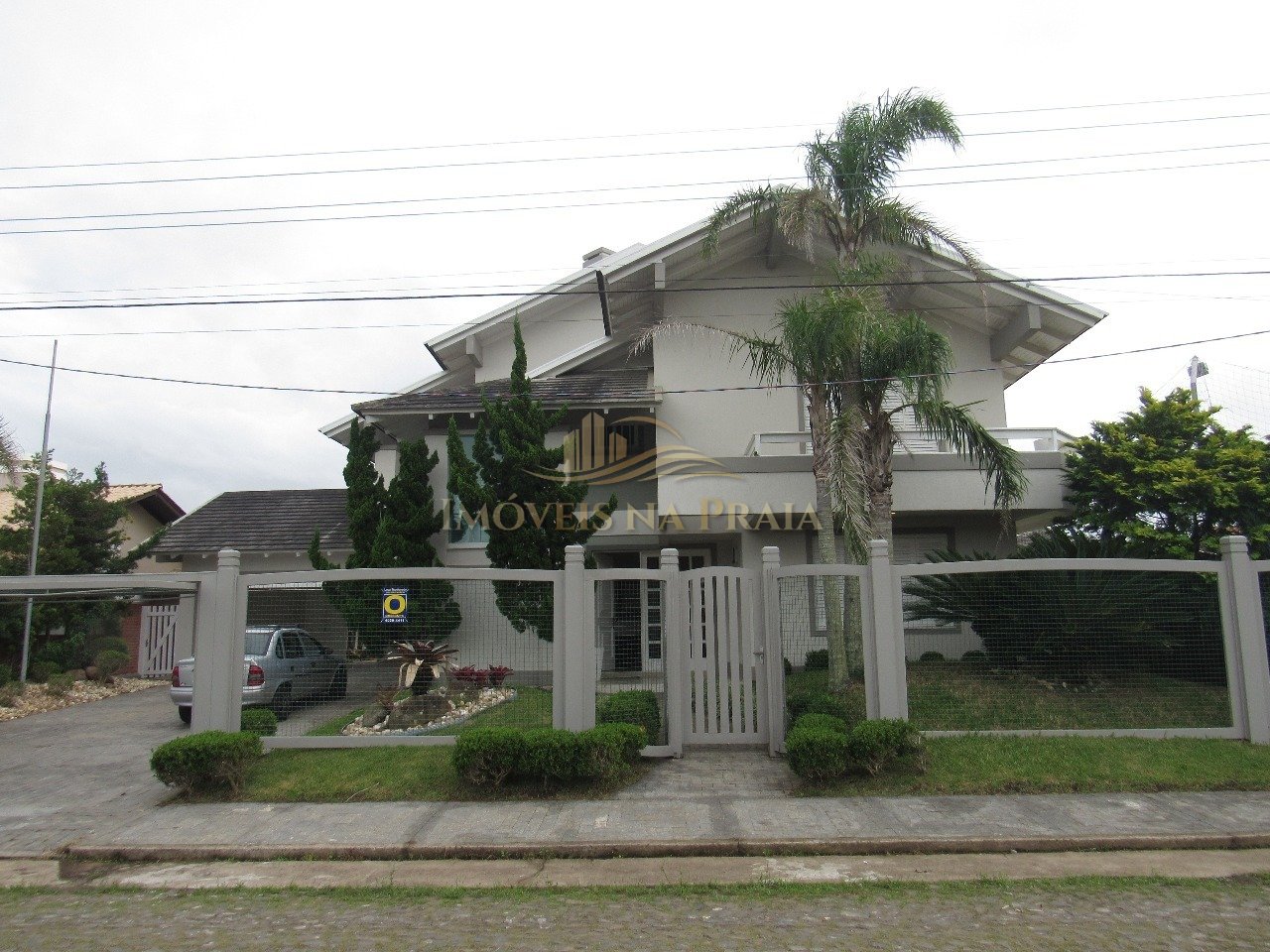 Foto 2 — Casa 4 dormitórios no bairro Atlântida