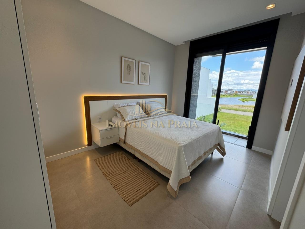 Foto 23 — Casa em Condomínio 4 dormitórios no bairro Sunset