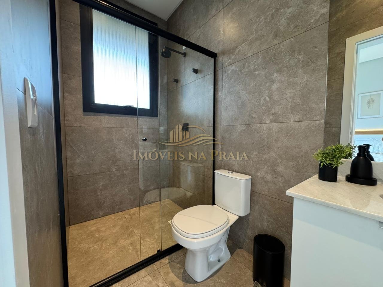 Foto 11 — Casa em Condomínio 4 dormitórios no bairro Sunset