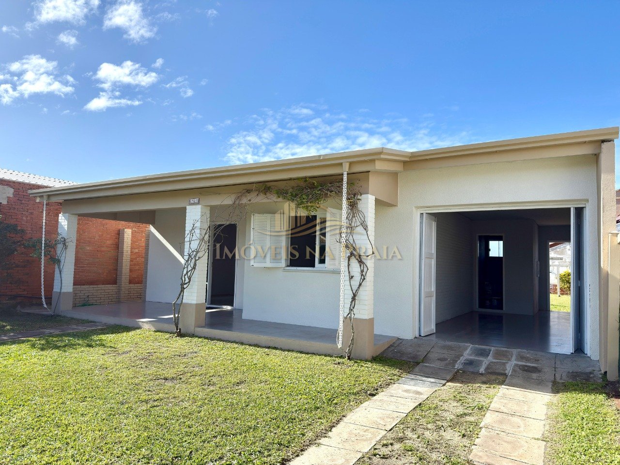 Foto 2 — Casa no Centro de Xangri-Lá