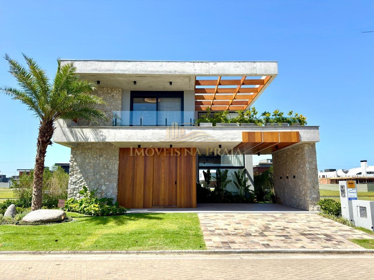 Casa em Condomínio 5 dormitórios no bairro Amare