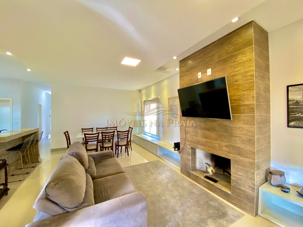 Foto 6 — Casa mobiliada no Centro de Xangri-Lá