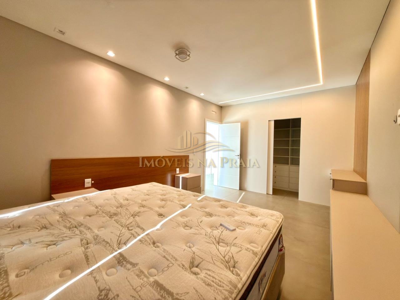 Foto 17 — Casa em Condomínio 4 dormitórios no bairro Sunset