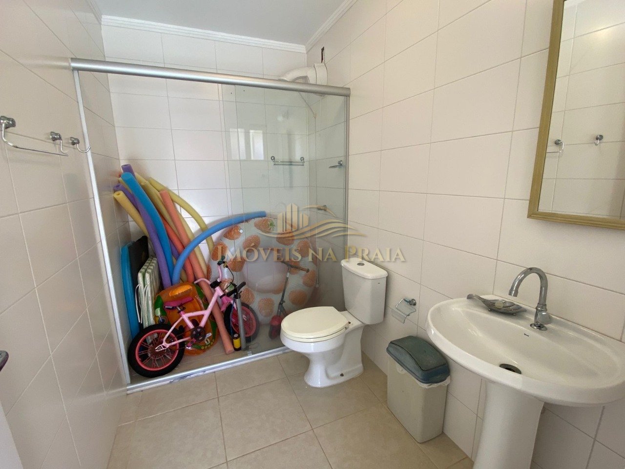 Foto 13 — Casa 6 dormitórios no bairro Atlântida