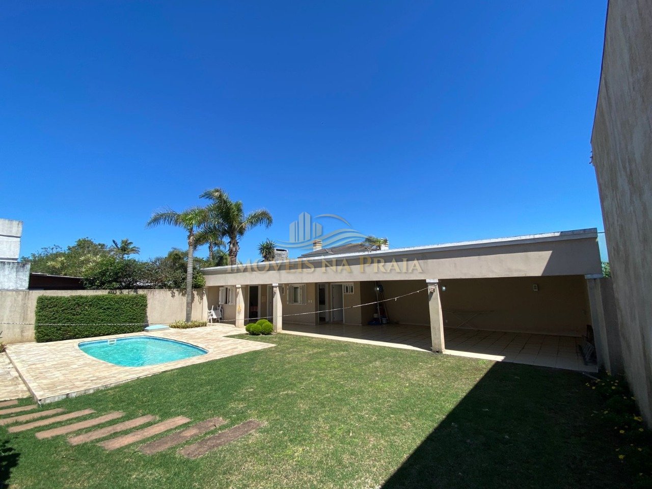 Foto 14 — Casa 6 dormitórios no bairro Atlântida