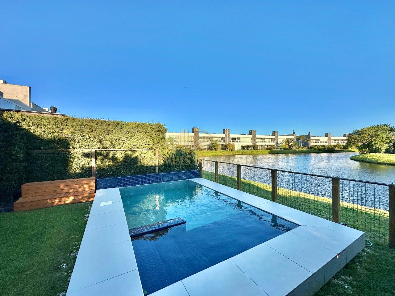 Foto 2 — Casa em Condomínio 4 dormitórios no bairro Rossi Atlântida