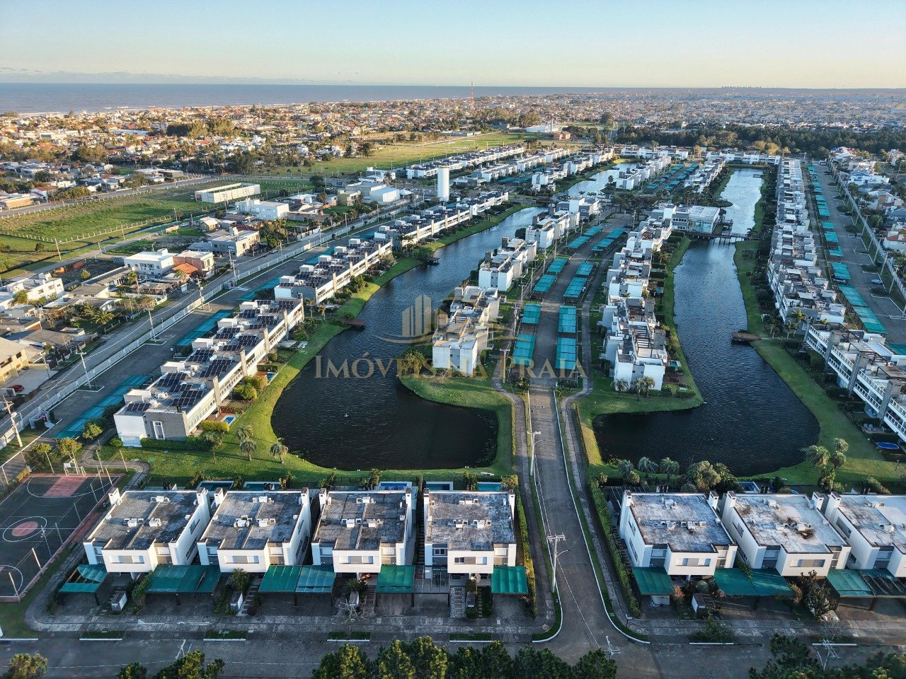 Foto 39 — Casa em Condomínio 4 dormitórios no bairro Rossi Atlântida