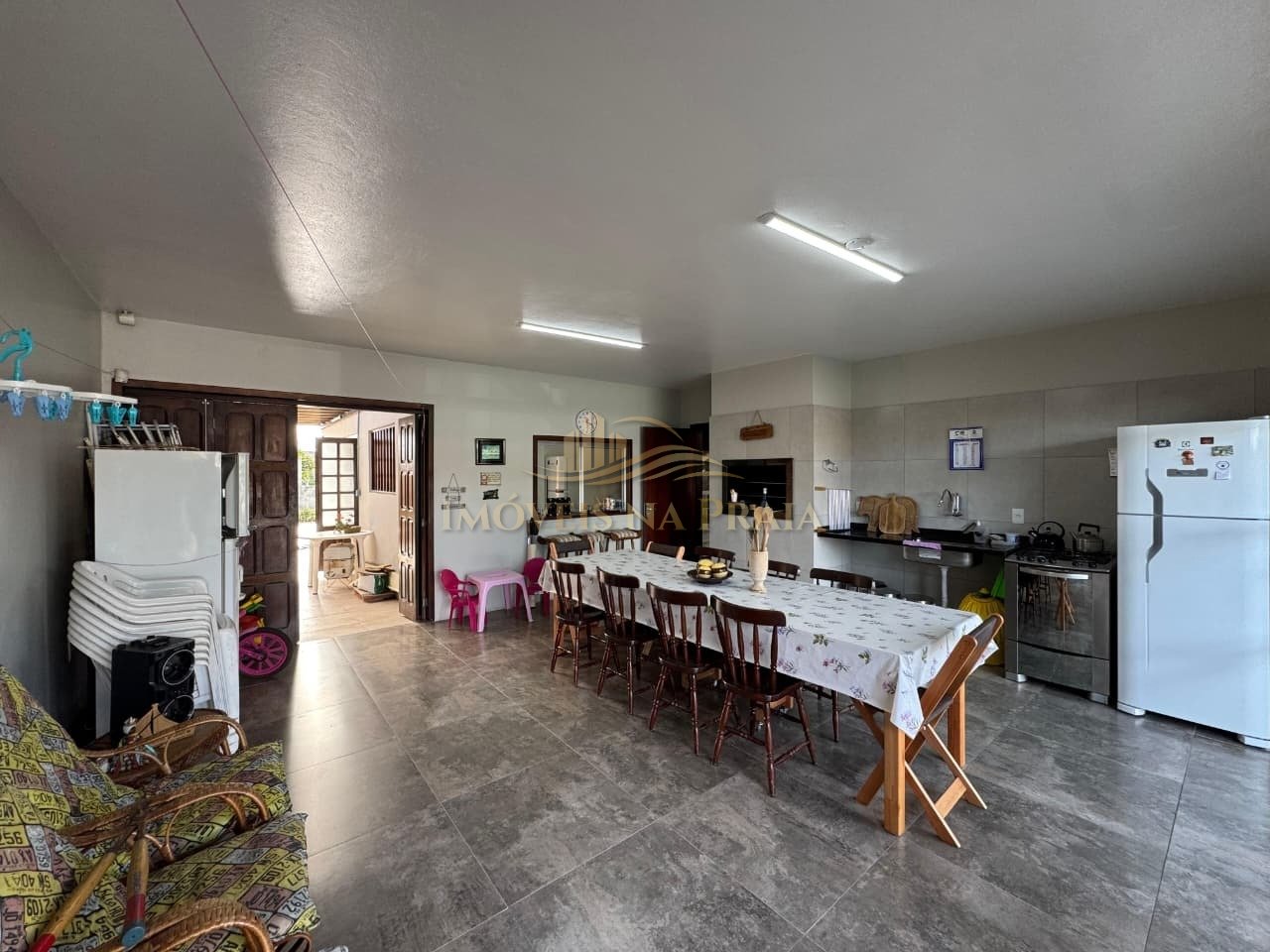 Foto 18 — Casa 5 dormitórios no bairro Rainha do Mar