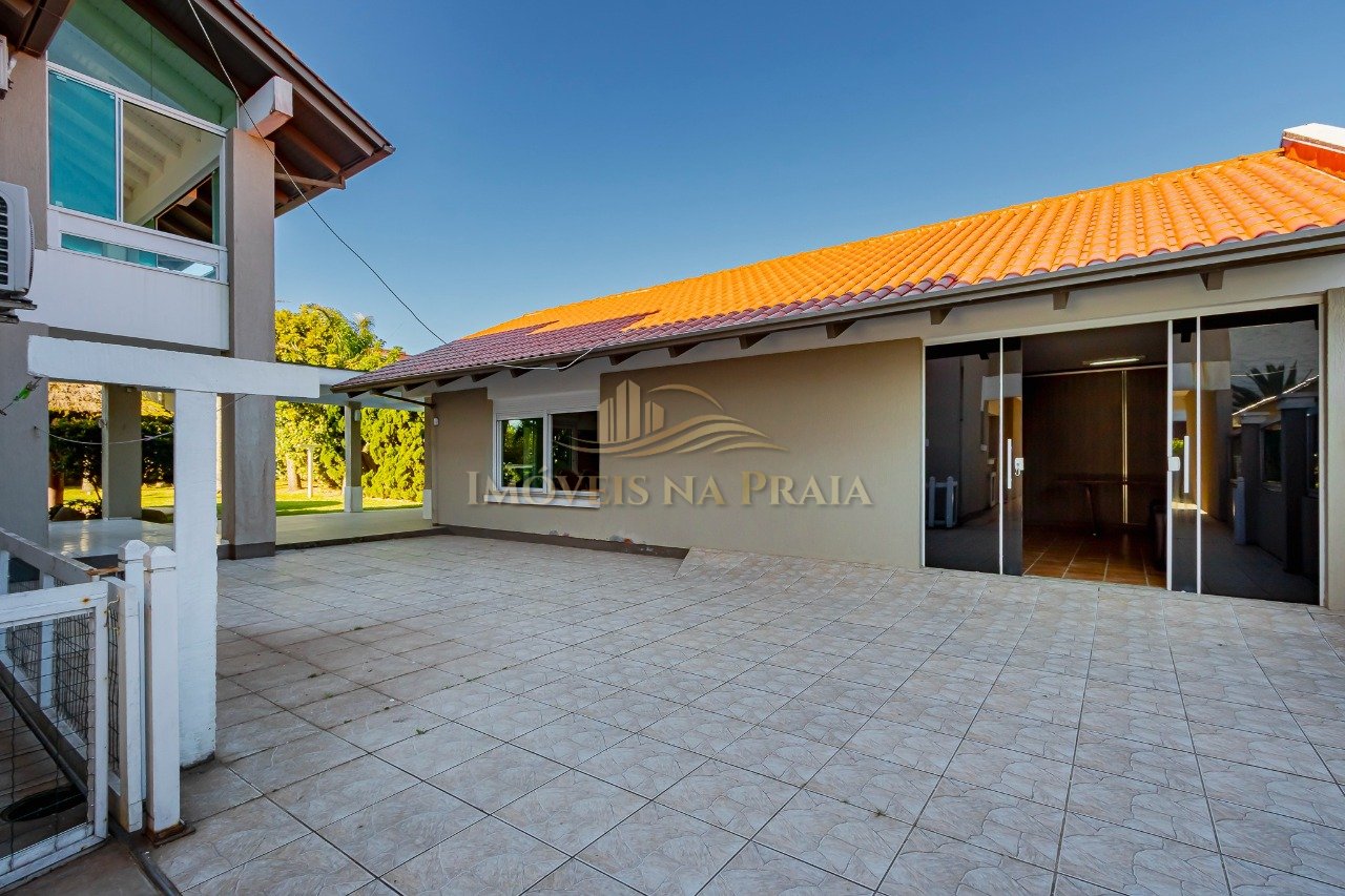 Foto 60 — Casa 4 dormitórios no bairro Centro