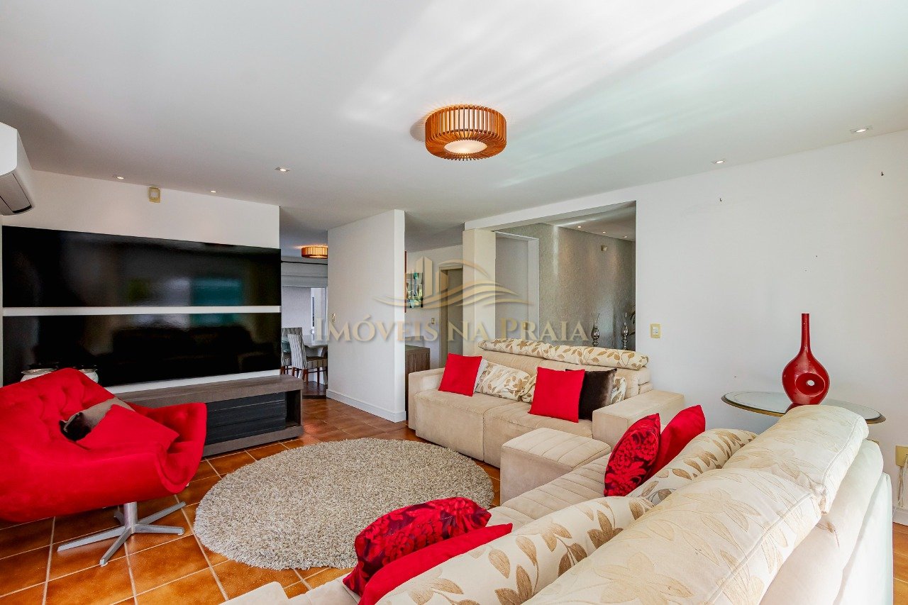 Foto 5 — Casa 4 dormitórios no bairro Centro