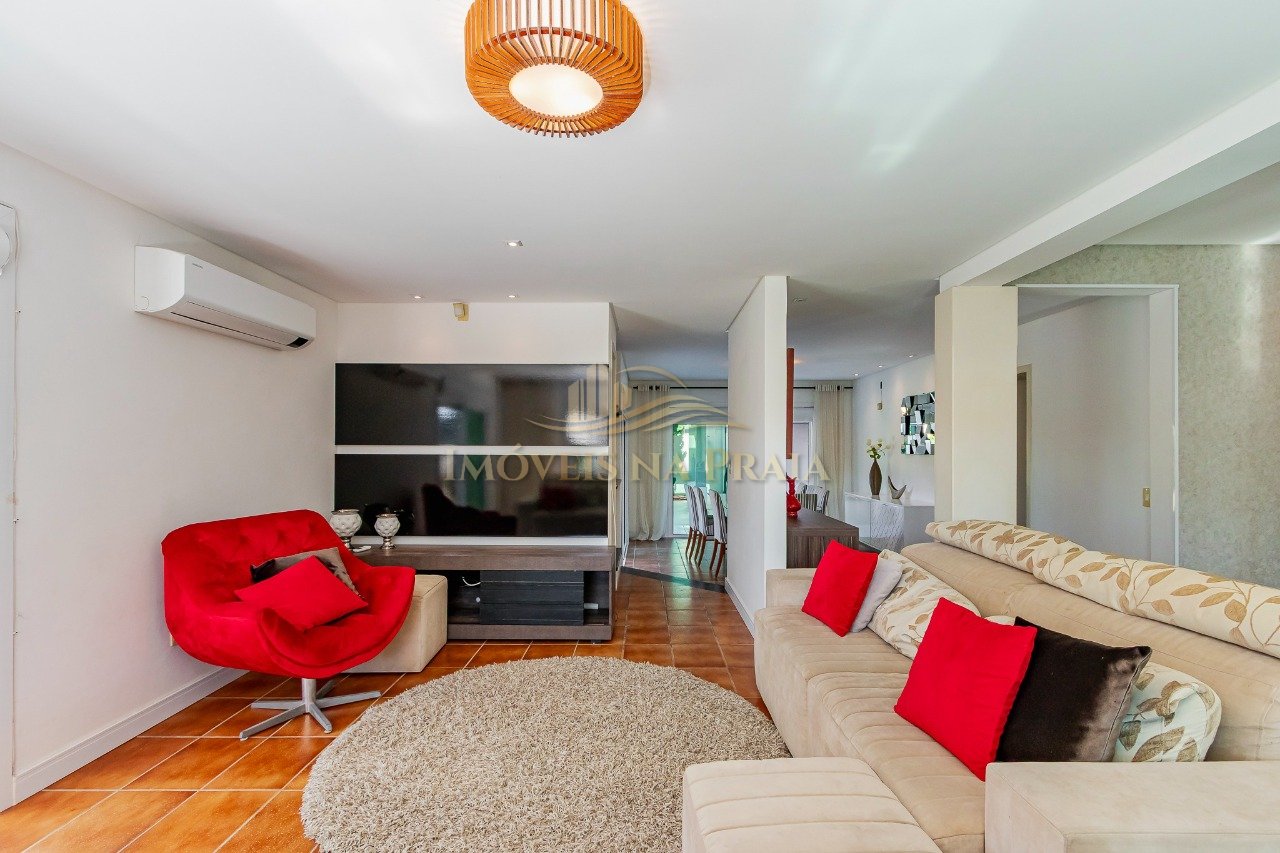 Foto 6 — Casa 4 dormitórios no bairro Centro