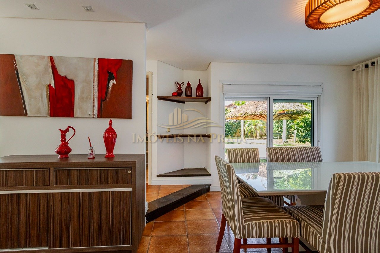 Foto 13 — Casa 4 dormitórios no bairro Centro