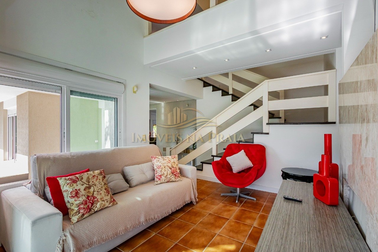 Foto 11 — Casa 4 dormitórios no bairro Centro