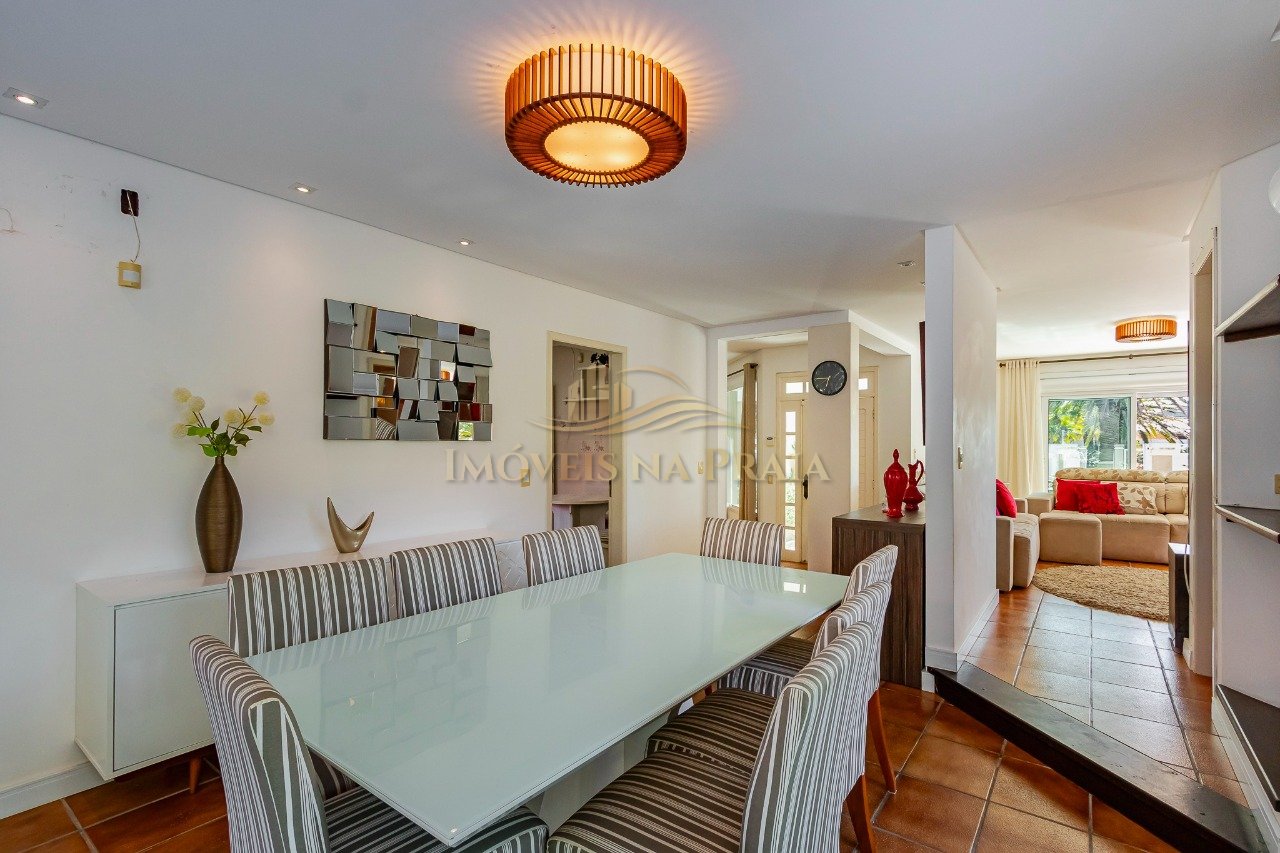 Foto 15 — Casa 4 dormitórios no bairro Centro