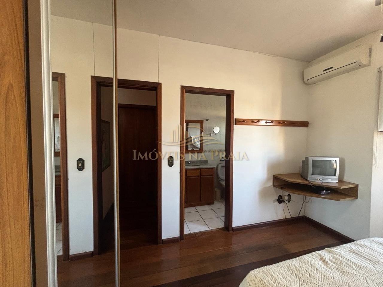 Foto 4 — Casa 5 dormitórios no bairro Atlântida