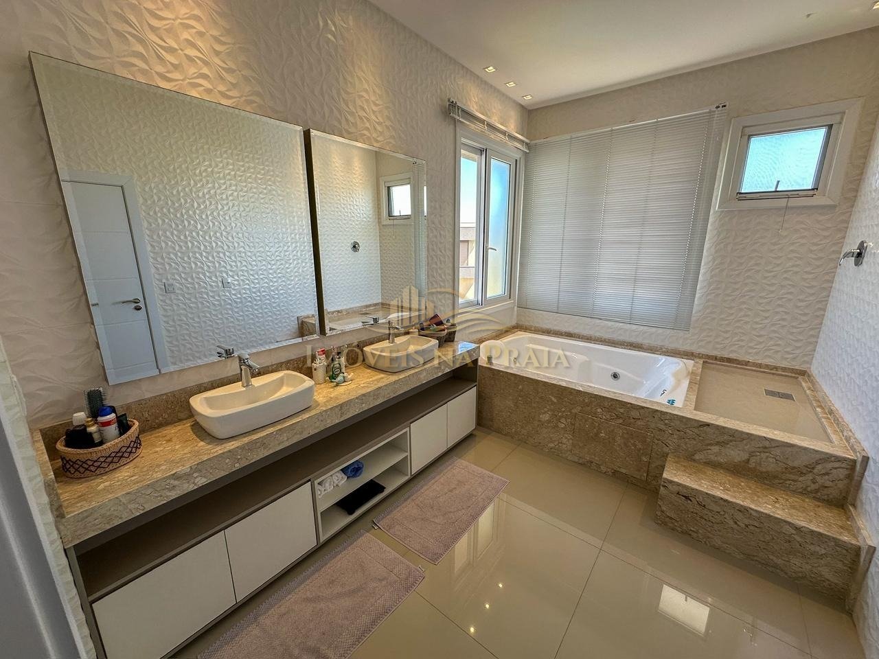 Foto 33 — Casa em Condomínio 4 dormitórios no bairro Malibu Beach Residence