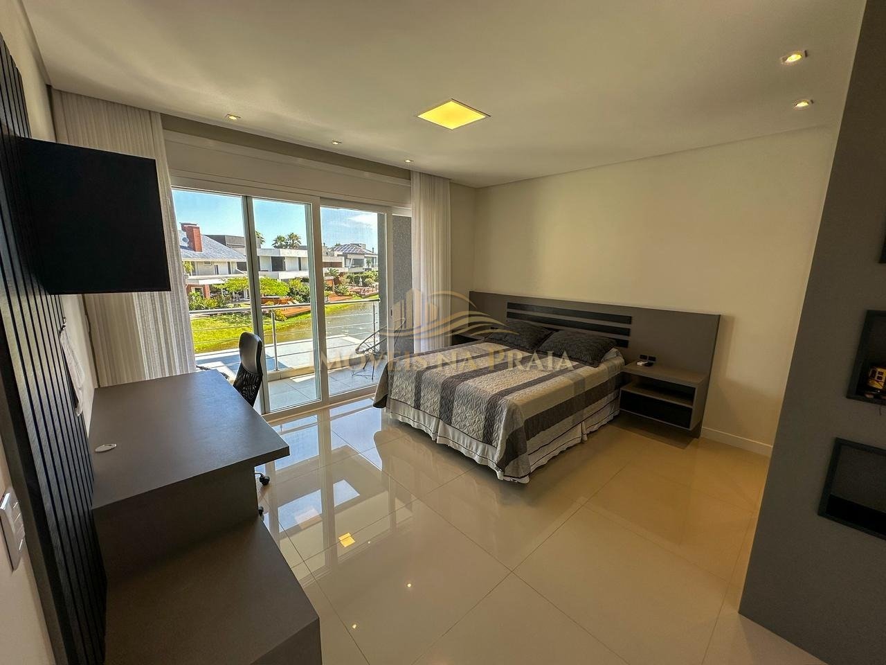 Foto 37 — Casa em Condomínio 4 dormitórios no bairro Malibu Beach Residence