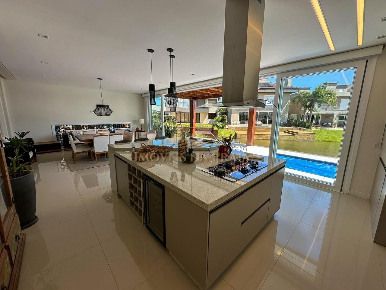 Foto 47 — Casa em Condomínio 4 dormitórios no bairro Malibu Beach Residence