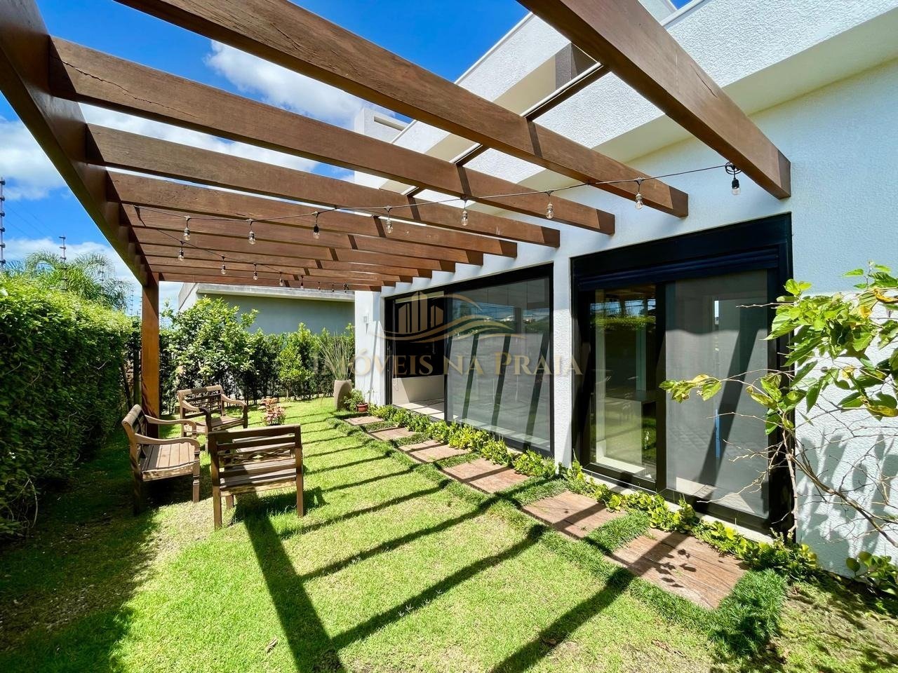 Foto 25 — Casa em Condomínio 4 dormitórios no bairro Malibu Beach Residence