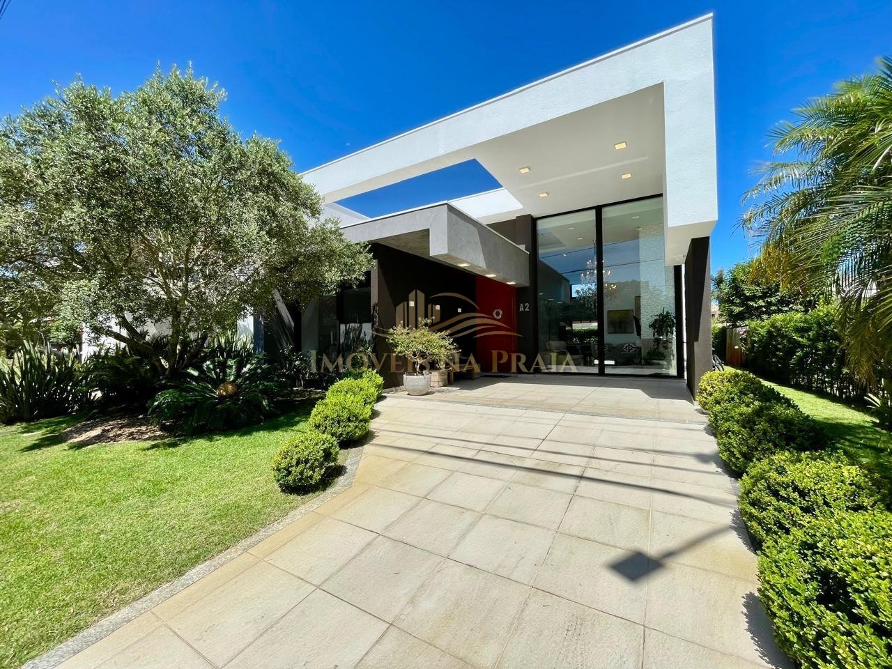 Casa em Condomínio 4 dormitórios no bairro Malibu Beach Residence