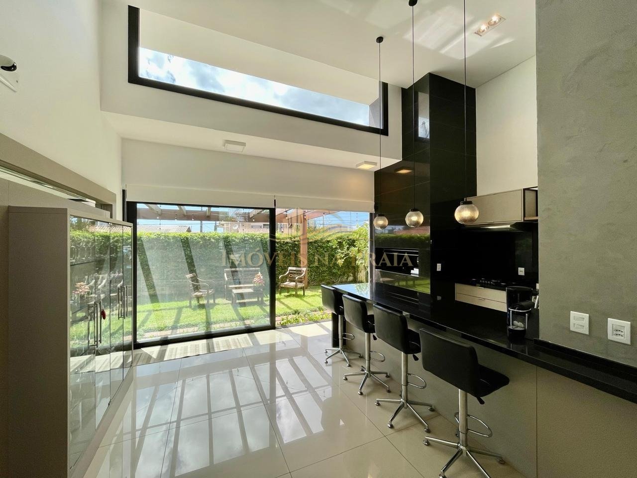 Foto 8 — Casa em Condomínio 4 dormitórios no bairro Malibu Beach Residence