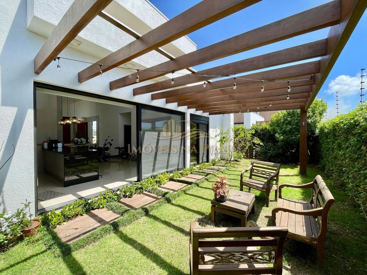 Foto 24 — Casa em Condomínio 4 dormitórios no bairro Malibu Beach Residence