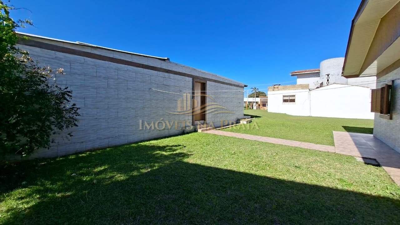 Foto 17 — Casa 3 dormitórios no bairro Rainha do Mar