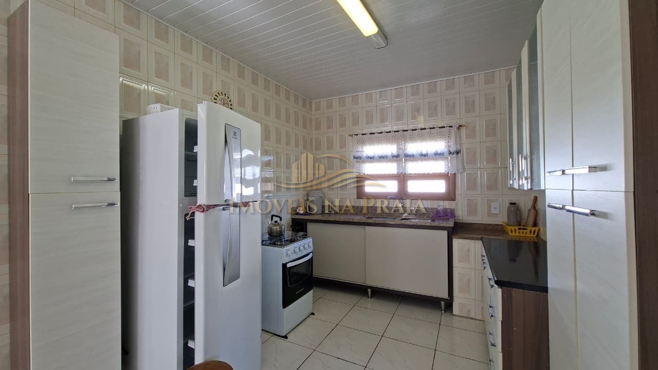 Foto 6 — Casa 3 dormitórios no bairro Rainha do Mar