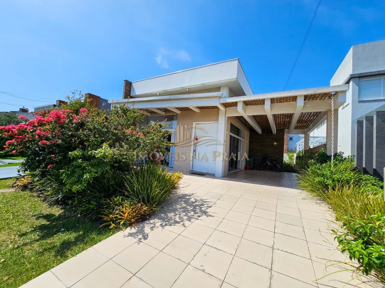 Casa em Condomínio 3 dormitórios no bairro Las Palmas