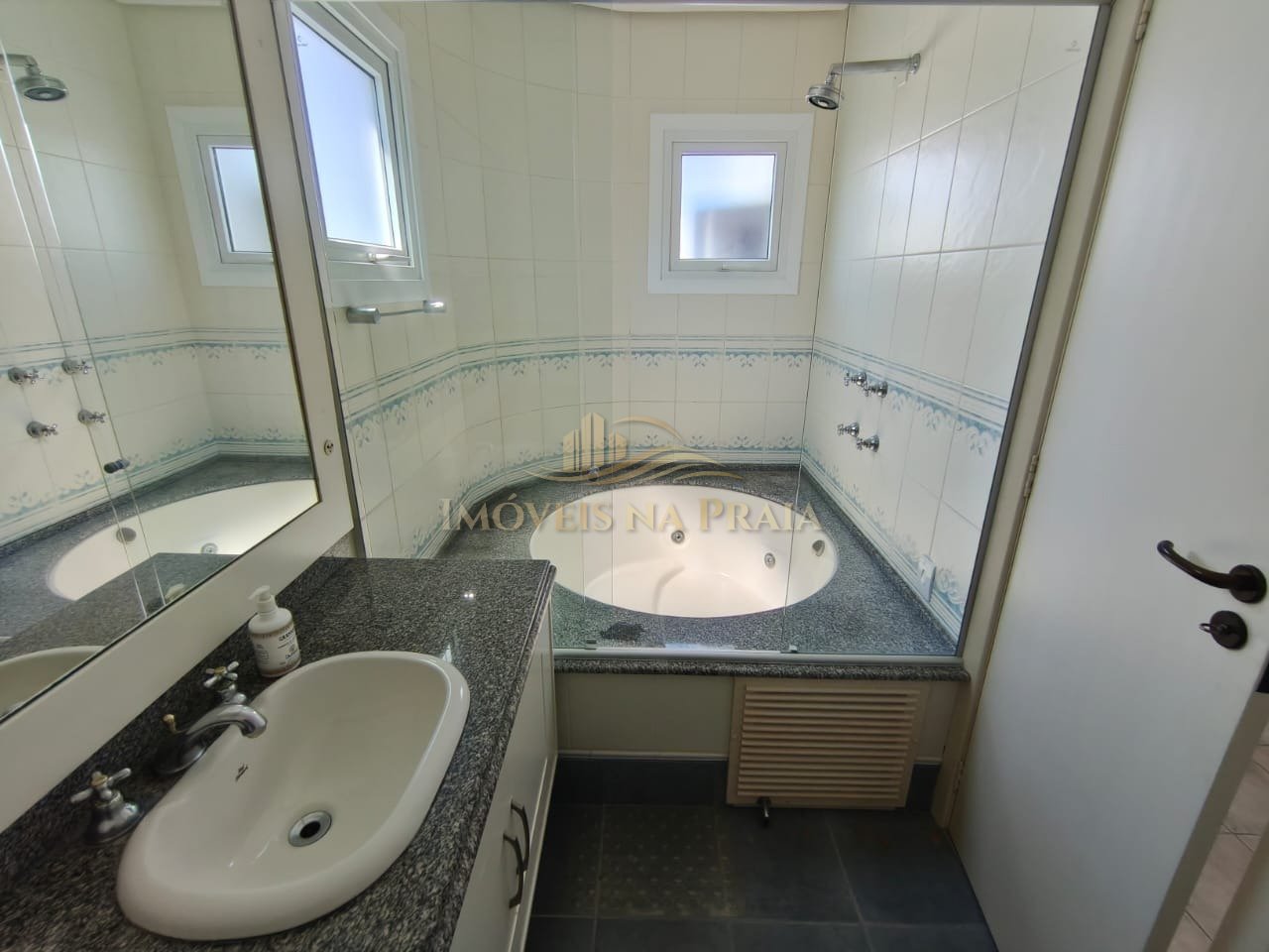 Foto 23 — Apartamento 4 dormitórios no bairro Atlântida