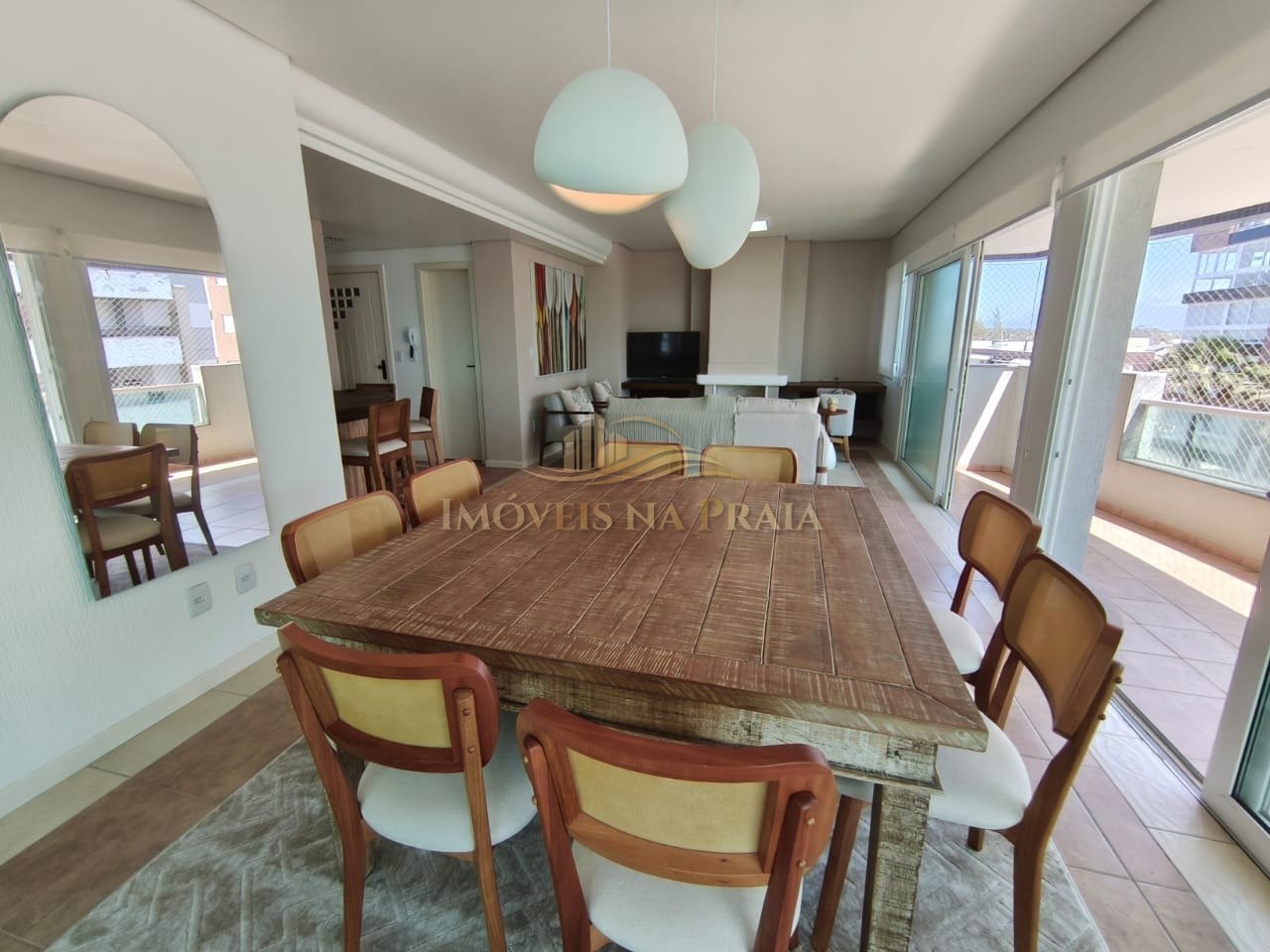 Foto 2 — Apartamento 4 dormitórios no bairro Atlântida