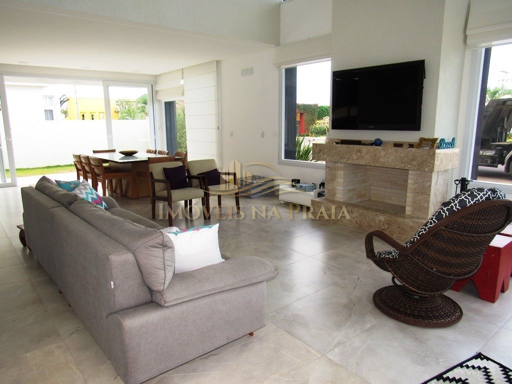 Foto 8 — Casa em Condomínio 4 Dormitório(s) Bairro Las Palm