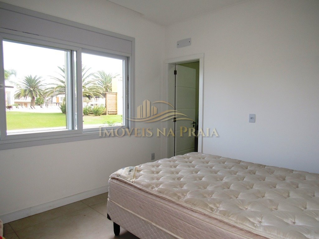 Foto 14 — Casa em Condomínio 4 Dormitório(s) Bairro Las Palm