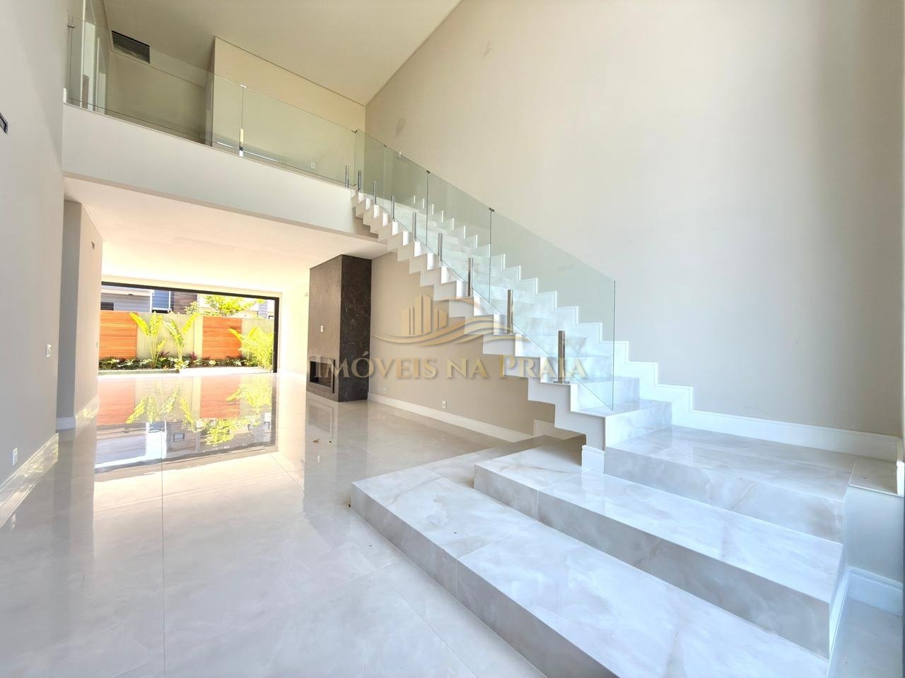 Foto 16 — Casa em Condomínio 4 dormitórios no bairro Sunset