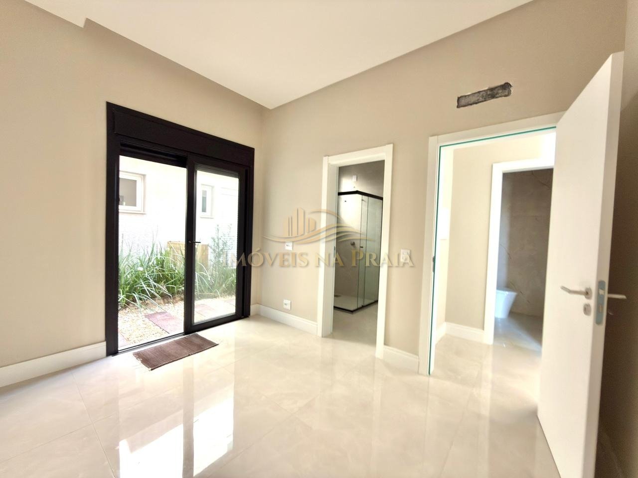 Foto 34 — Casa em Condomínio 4 dormitórios no bairro Sunset