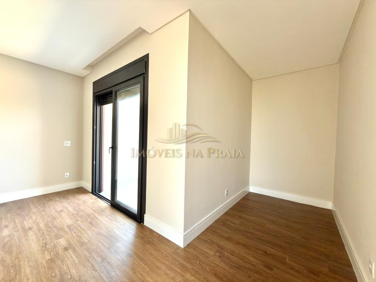 Foto 27 — Casa em Condomínio 4 dormitórios no bairro Sunset