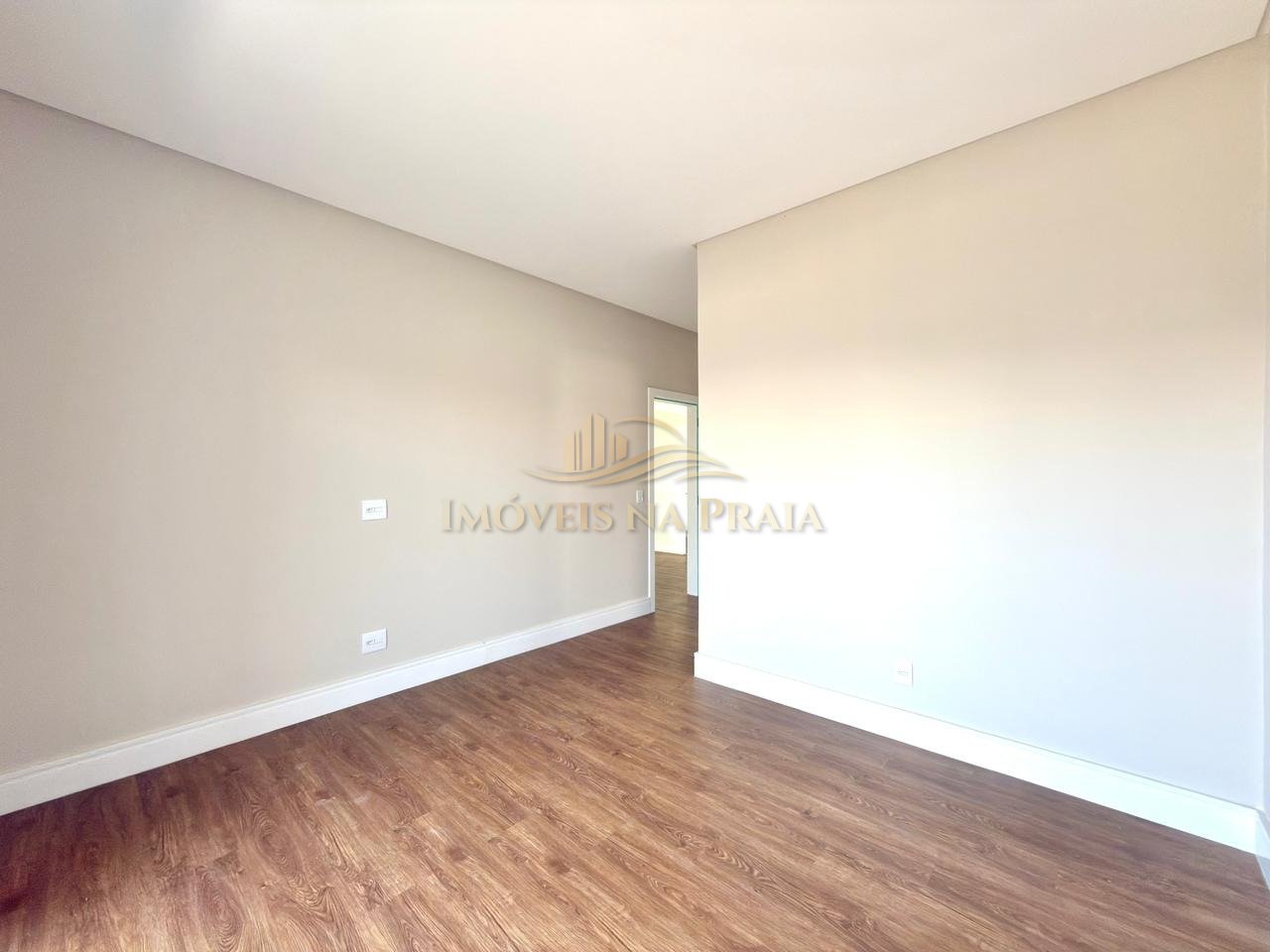 Foto 17 — Casa em Condomínio 4 dormitórios no bairro Sunset