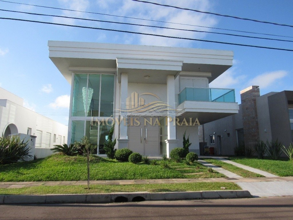 Casa em Condomínio 4 Dormitório(s) Bairro Quintas