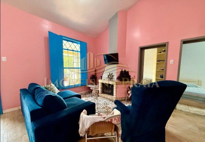 Foto 2 — Casa 4 dormitórios no bairro Noiva do Mar